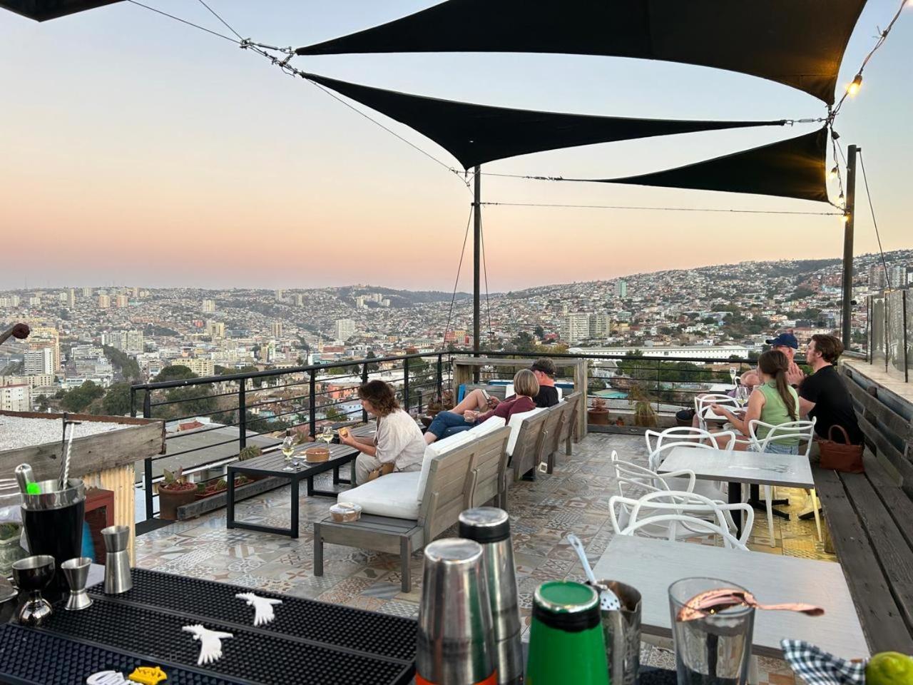 Casa Galos Hotel & Lofts บัลปาราอีโซ ภายนอก รูปภาพ