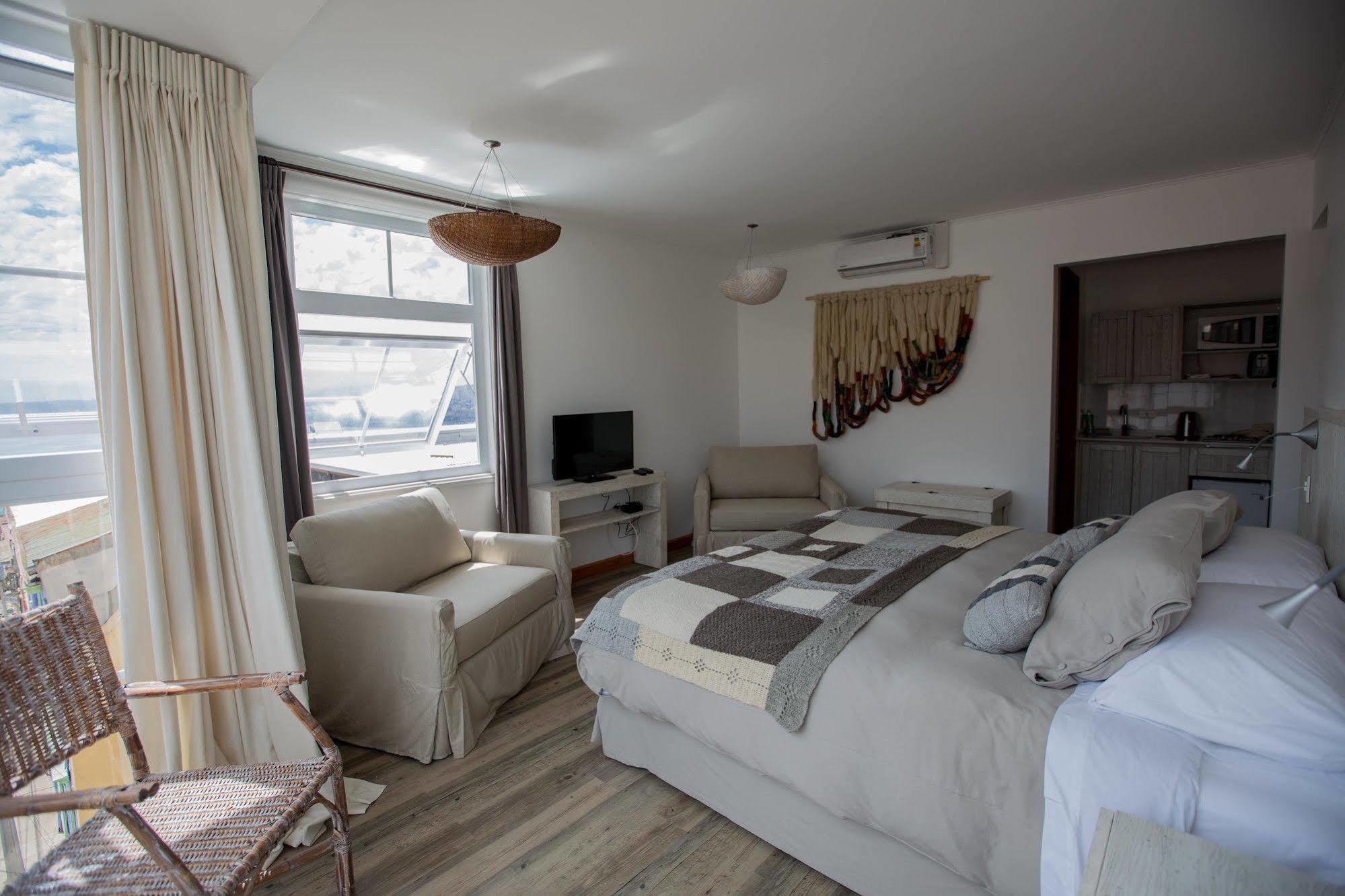 Casa Galos Hotel & Lofts บัลปาราอีโซ ภายนอก รูปภาพ